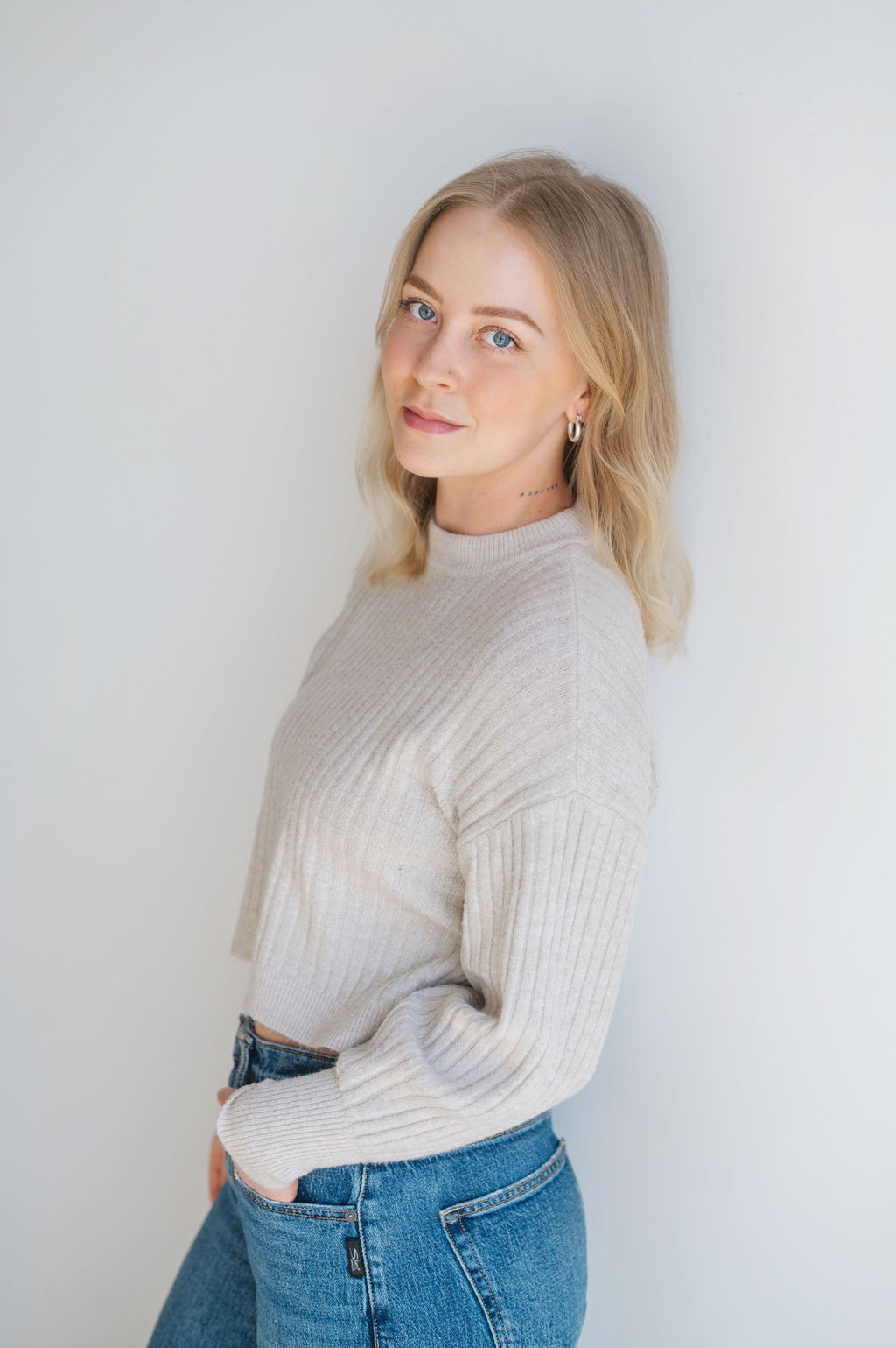 Chloe – Ford Salon Kelowna women’s hair cut and colour stylist